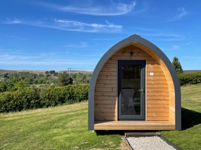 The Fox & Hounds Inn & Camping Pods Inn