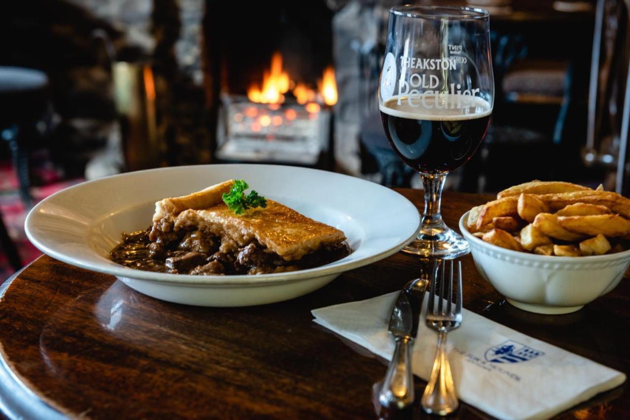 The Fox & Hounds Inn & Camping Pods Inn 4*