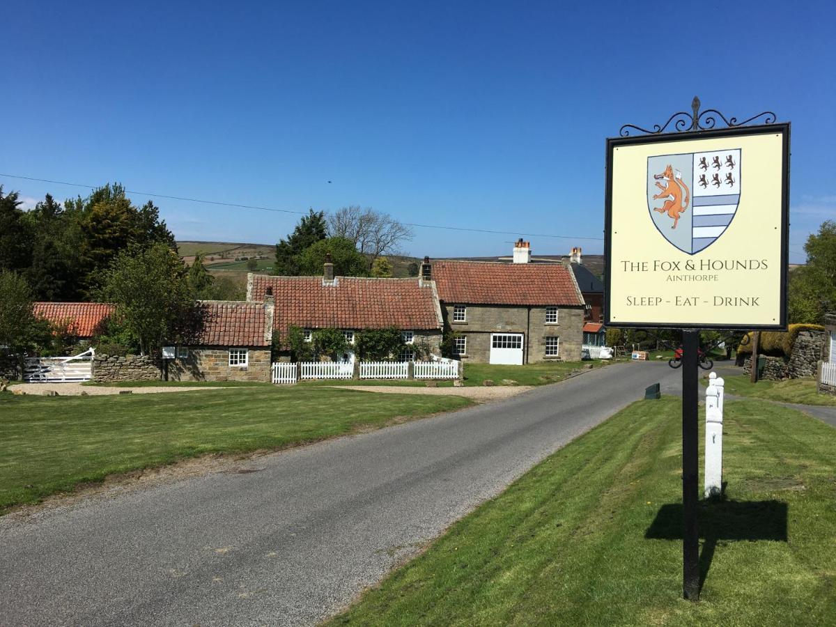 The Fox & Hounds Inn & Camping Pods Inn